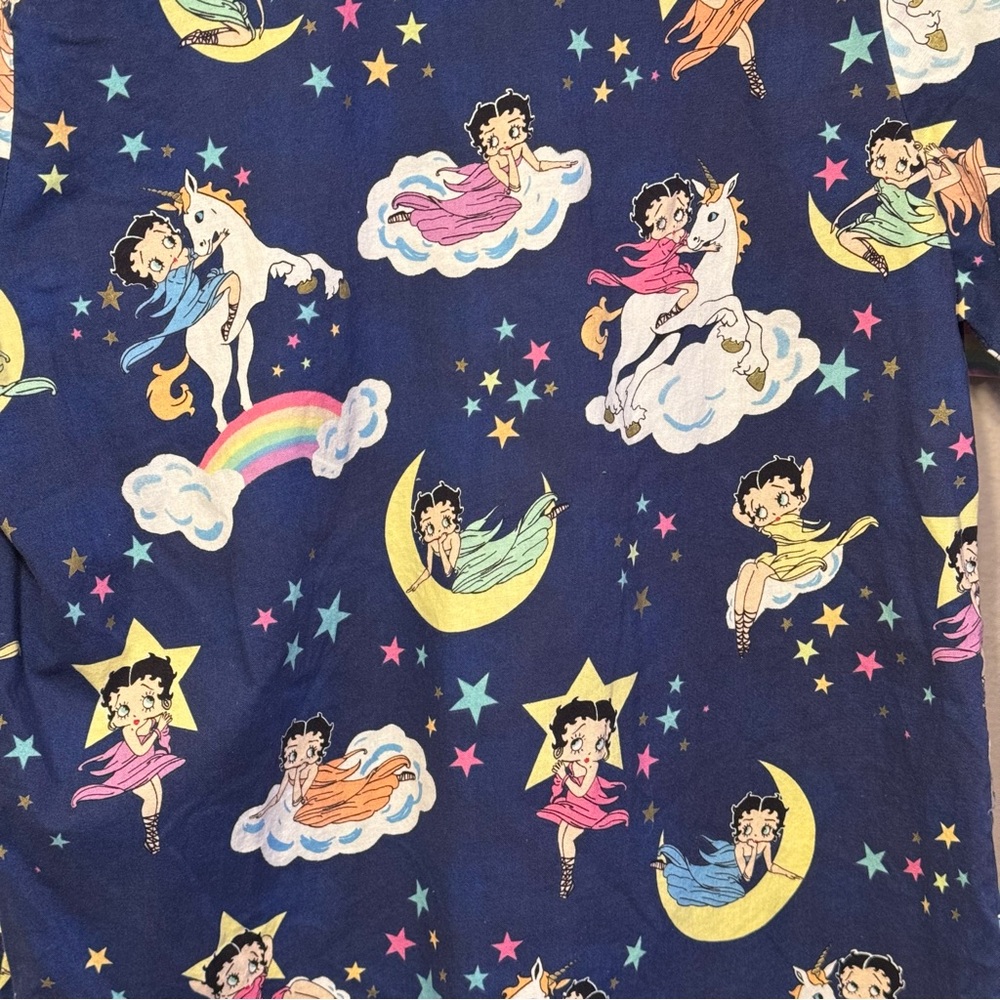 Vtg 1997 Betty Boop Scrub Women’s L Fantasy Whimsical Medical Daycare Top View 6